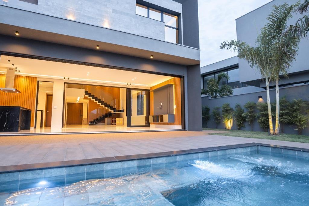 Foto 5 de Casa para Venda, 500,00 m², Bairro Vila Santa Tereza, 2 quartos, 2 banheiros