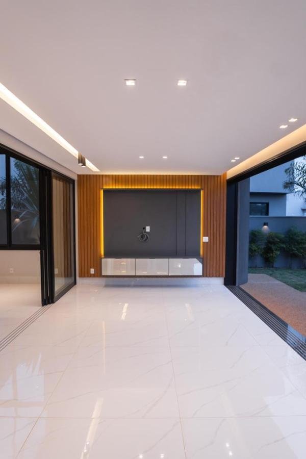 Foto 11 de Casa para Venda, 500,00 m², Bairro Vila Santa Tereza, 2 quartos, 2 banheiros
